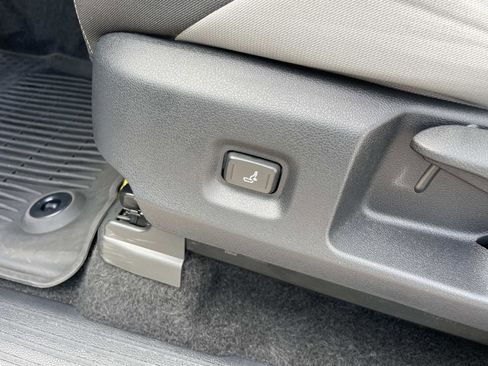 Used 2024 Toyota Tacoma TRD Sport image 17