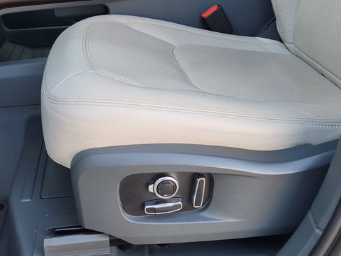 Used 2023 Land Rover Defender 130 First Edition image 24