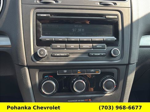 Used 2012 Volkswagen Golf 2-Door FWD image 15