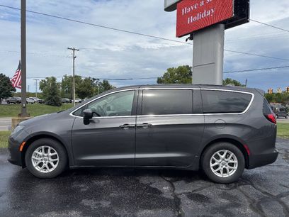 Used 2020 Chrysler Voyager LX