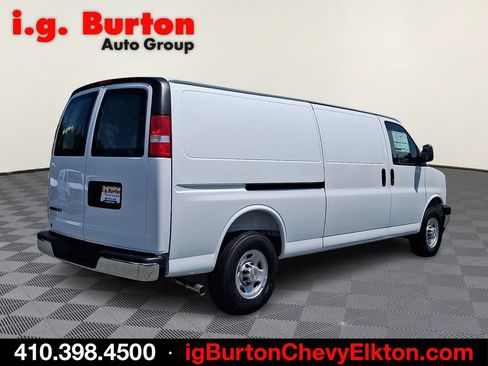 New 2026 Chevrolet Express 2500 Extended w/ Driver Convenience Package RWD image 4