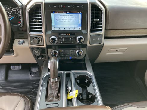 Used 2019 Ford F150 Limited w/ Trailer Tow Package image 12