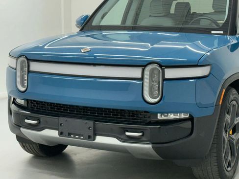 Used 2023 Rivian R1T Launch Edition image 36