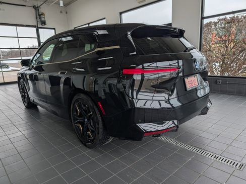 Used 2024 BMW iX M60 image 4