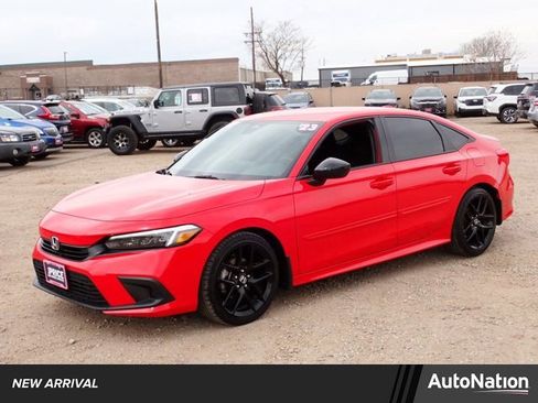 Used 2023 Honda Civic Sport image 1