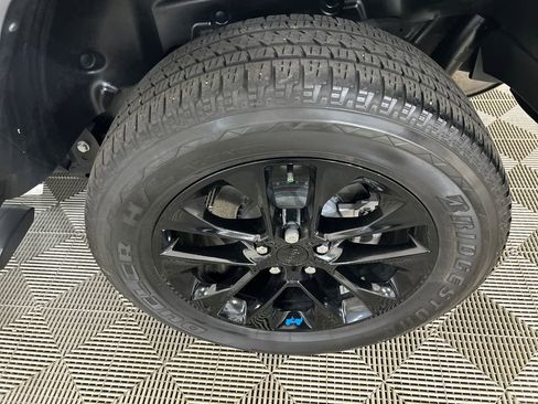 Used 2023 Jeep Wrangler Unlimited Sahara w/ Cold Weather Group image 10