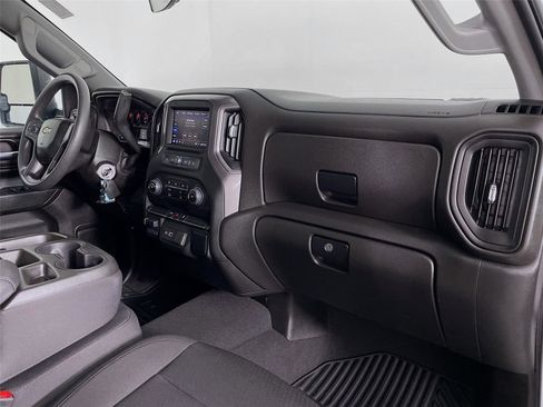 Certified 2023 Chevrolet Silverado 2500 Custom w/ Gooseneck/5TH Wheel Package image 30