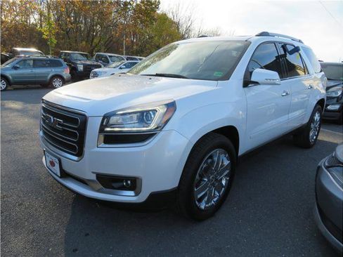 Used 2017 GMC Acadia Limited SLT image 16