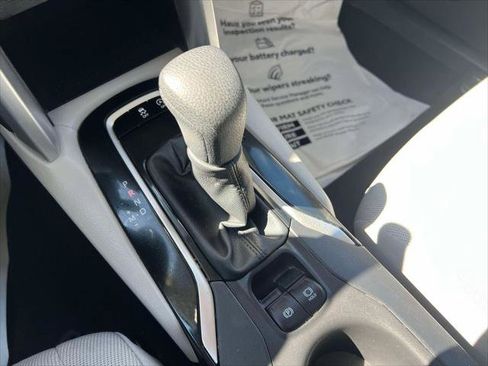 Certified 2023 Toyota Corolla Cross L image 31