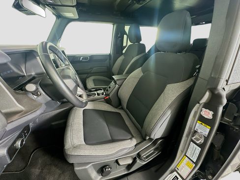 Used 2025 Ford Bronco Big Bend AWD/4WD image 13
