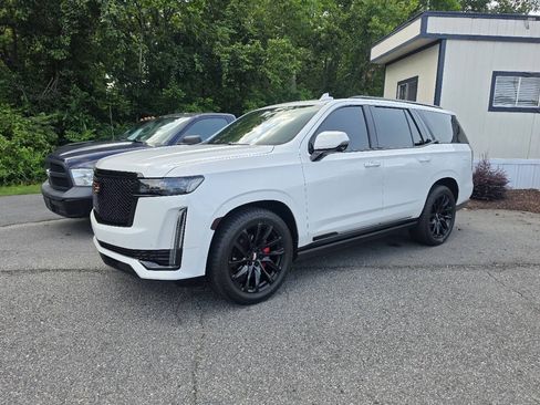 Used 2021 Cadillac Escalade Sport w/ Driver Assist Tech Package RWD image 4