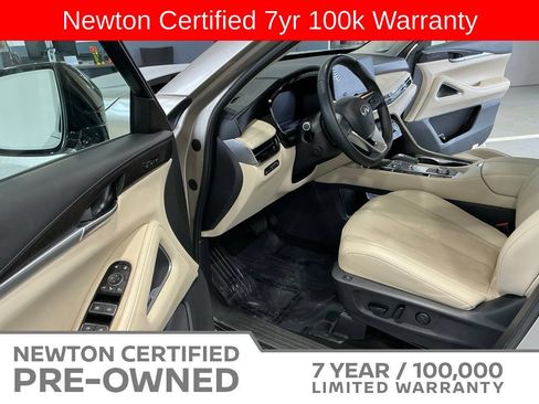 Used 2025 INFINITI QX60 Sensory w/ Vision Package AWD/4WD image 8