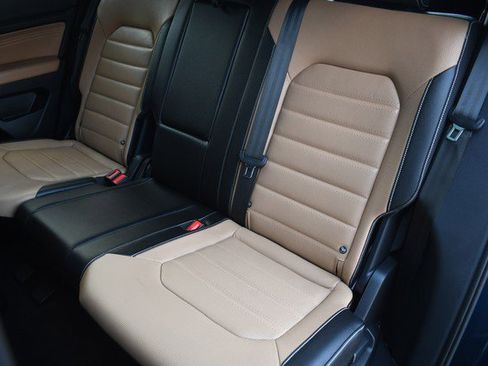 Used 2023 Volkswagen Atlas Cross Sport SEL Premium R-Line image 23