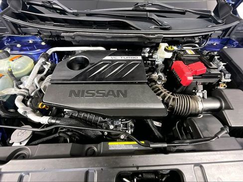 Used 2023 Nissan Rogue SV AWD/4WD image 9