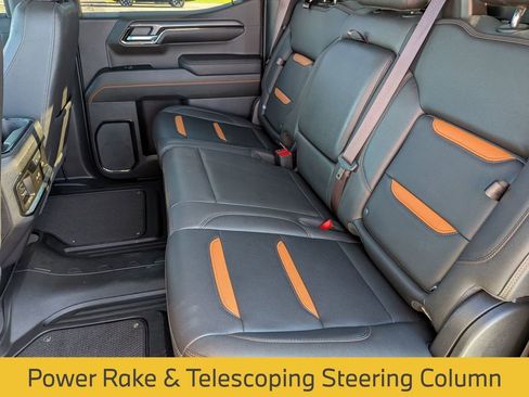 Used 2022 GMC Sierra 1500 AT4 w/ AT4 Preferred Package AWD/4WD image 26