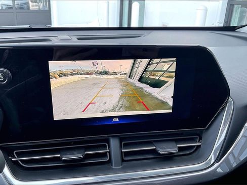 Used 2025 Chevrolet Trax ACTIV w/ Sunroof Package image 21