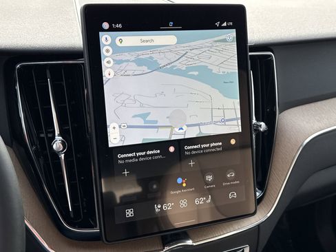 New 2026 Volvo XC60 B5 Plus w/ Protection Package Premier image 24