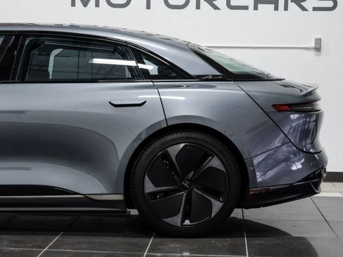 Used 2024 Lucid Air Touring image 13