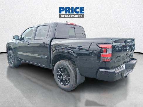 New 2026 Nissan Frontier SV w/ Tow Package AWD/4WD image 7