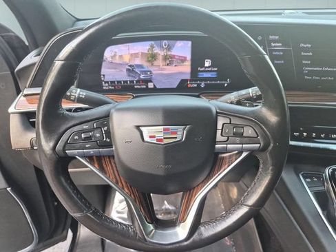 Certified 2022 Cadillac Escalade Luxury AWD/4WD image 17