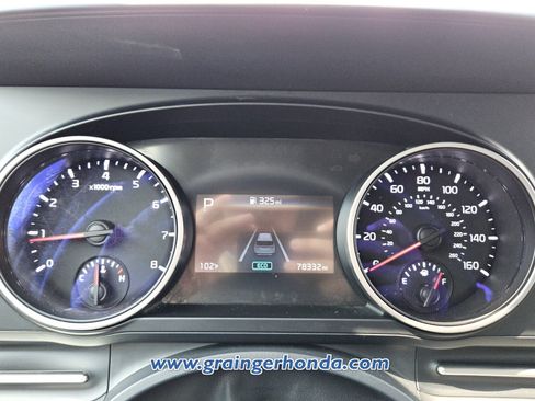 Used 2023 Kia Carnival LX FWD image 21