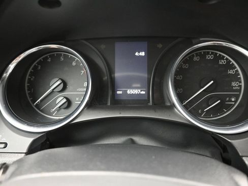Used 2019 Toyota Camry SE w/ Protection Package (Q2) FWD image 13