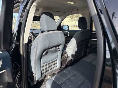 Used 2023 Ford Bronco Sport Heritage w/ Heritage Convenience Package image 13