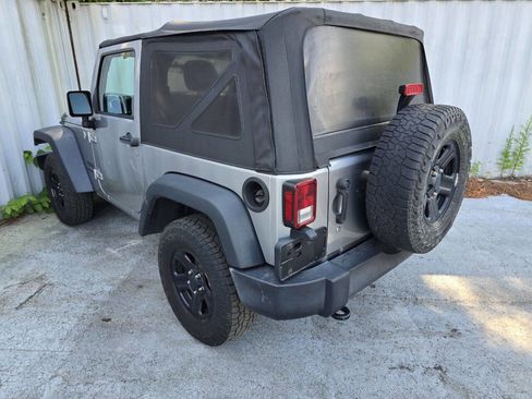 Used 2017 Jeep Wrangler Sport w/ Connectivity Group image 11