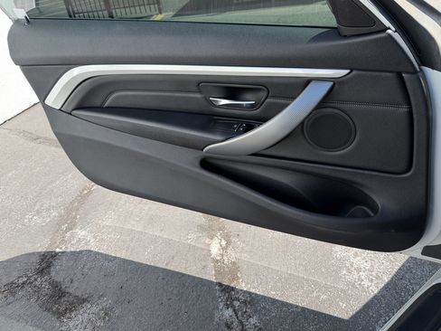 Used 2020 BMW 430i Coupe w/ Convenience Package RWD image 12