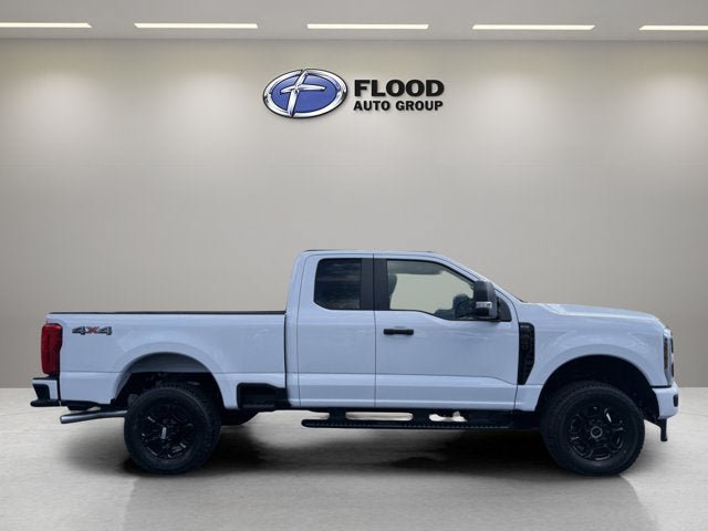 New 2026 Ford F350 XL w/ STX Appearance Package AWD/4WD image 4