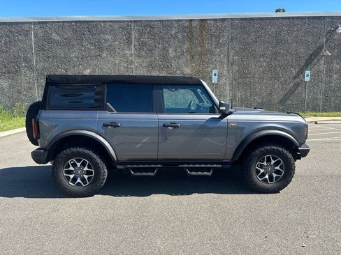 Used 2024 Ford Bronco Badlands AWD/4WD image 8