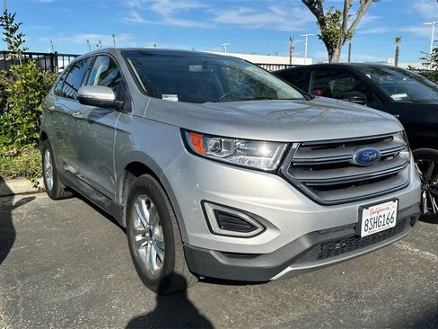 Used 2017 Ford Edge SEL w/ Equipment Group 201A image 2