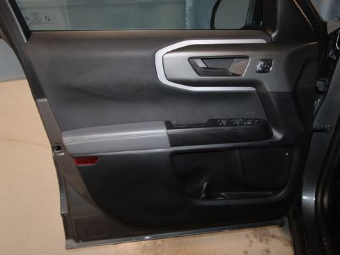 Used 2025 Ford Bronco Sport Badlands AWD/4WD image 5