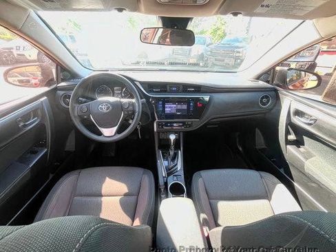 Used 2018 Toyota Corolla LE FWD image 17