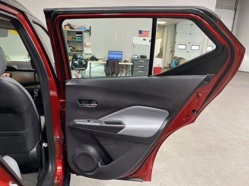 Certified 2024 Nissan Kicks SR w/ SR Premium Package FWD image 23