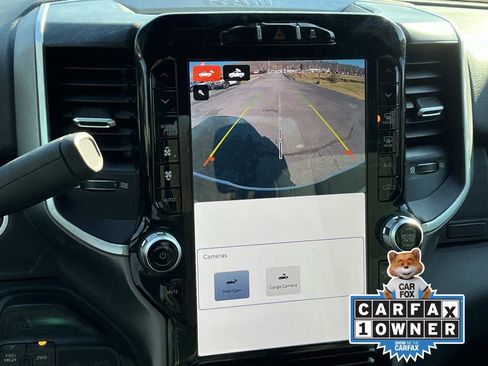 Used 2024 RAM 3500 Big Horn w/ Sport Appearance Package image 33