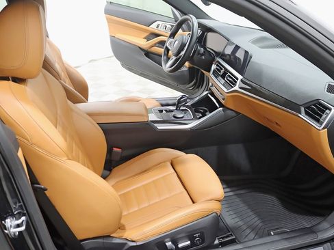 Used 2021 BMW 440i xDrive M440i xDrive w/ Premium Package image 32