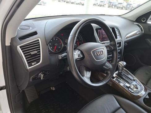 Used 2016 Audi Q5 2.0T Premium Plus w/ Technology Package AWD/4WD image 7