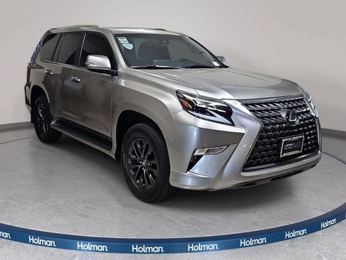 Certified 2023 Lexus GX 460 Premium w/ Premium Package AWD/4WD image 3