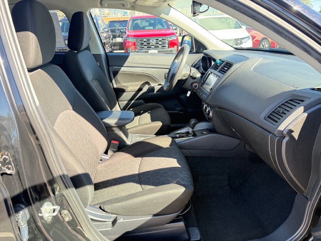 Used 2024 Mitsubishi Outlander Sport Ralliart AWD/4WD image 29