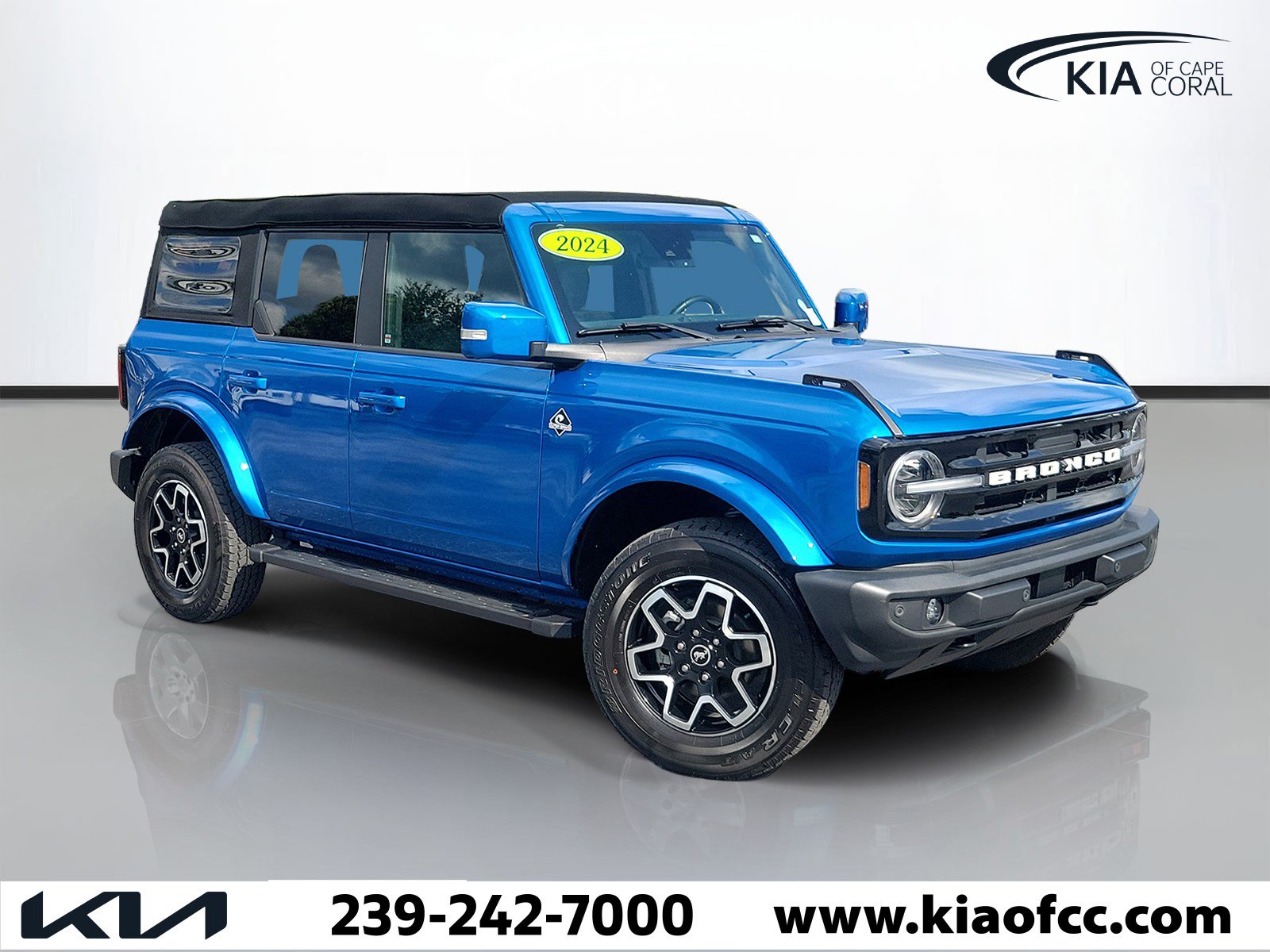 Used 2024 Ford Bronco Outer Banks AWD/4WD image 1