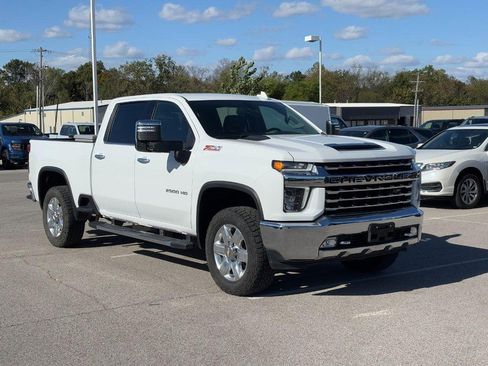 Used 2022 Chevrolet Silverado 2500 LTZ w/ LTZ Convenience Package image 2