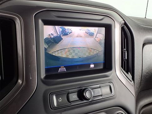 Used 2021 Chevrolet Silverado 1500 Custom Trail Boss image 18