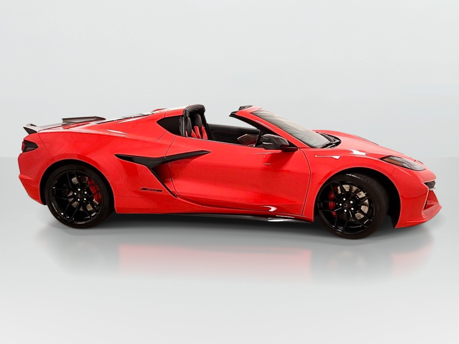 Used 2025 Chevrolet Corvette Z06 RWD image 6