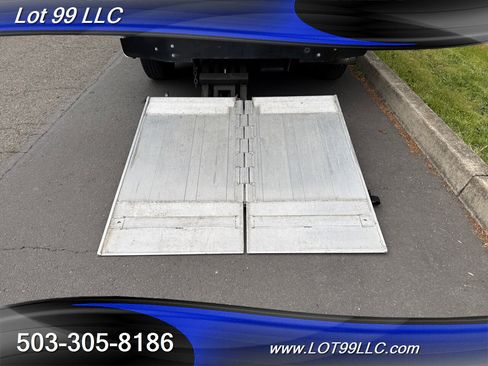 Used 2019 Chevrolet Express 3500 w/ Driver Convenience Package image 58