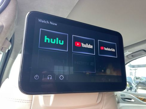 Used 2023 Cadillac Escalade Sport Platinum w/ LPO, ONYX Package image 15