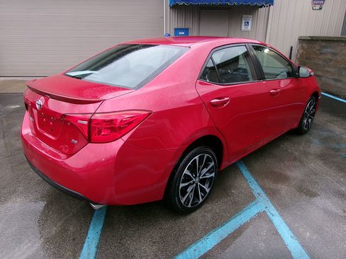 Used 2018 Toyota Corolla SE image 5