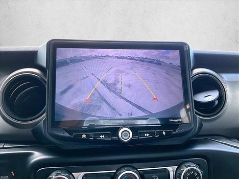 Used 2020 Jeep Wrangler Unlimited Sport AWD/4WD image 23