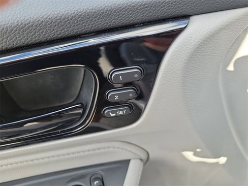 Certified 2023 Honda Odyssey Touring image 26