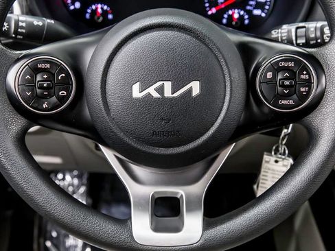 Used 2022 Kia Soul LX FWD image 24